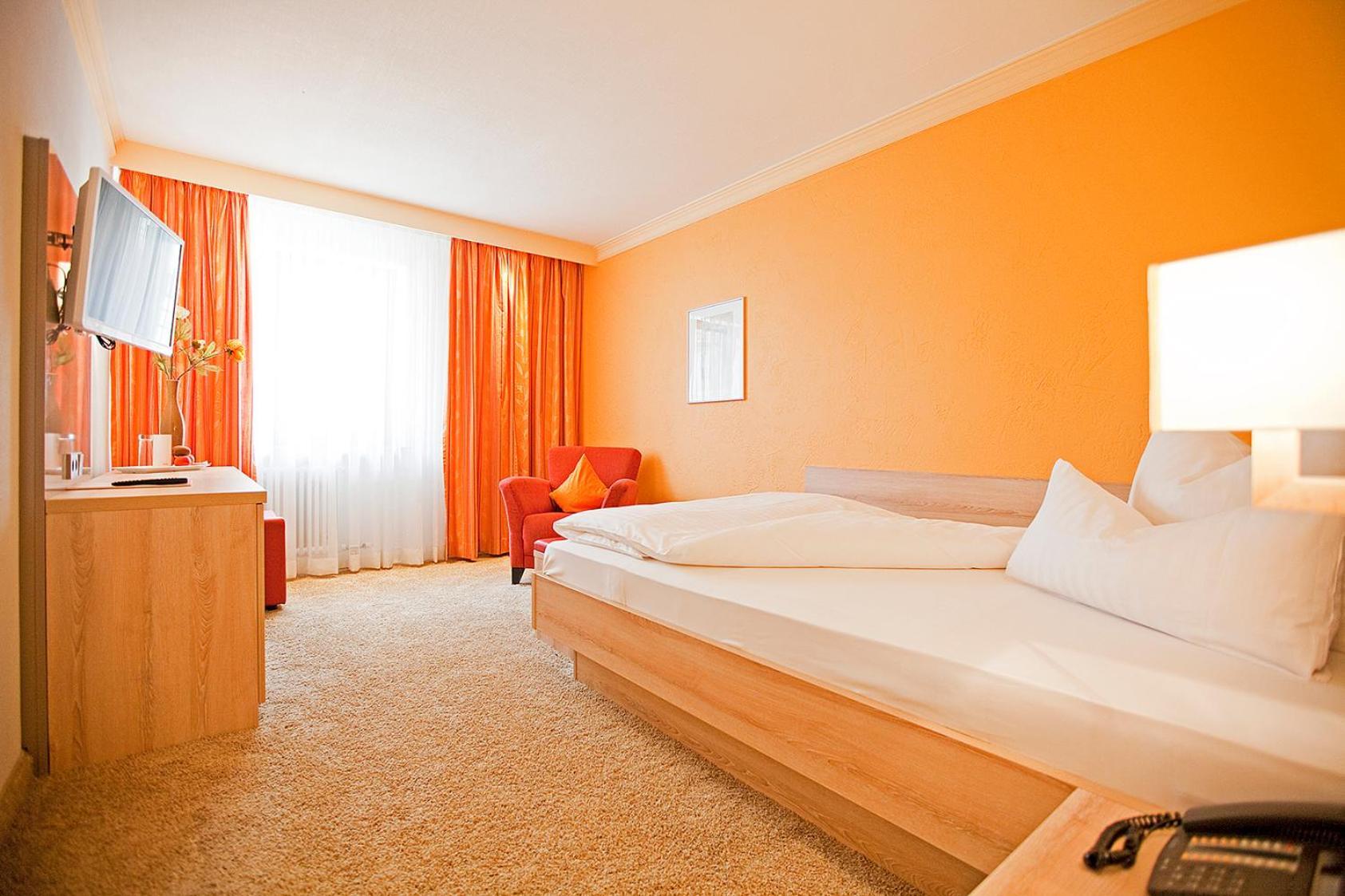 Hotel Krone Ohg Gerlingen Phòng bức ảnh