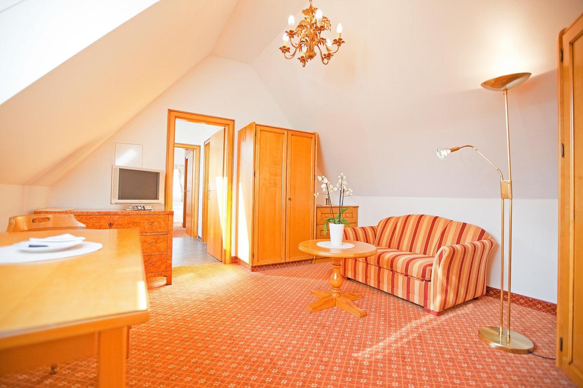 Hotel Krone Ohg Gerlingen Phòng bức ảnh