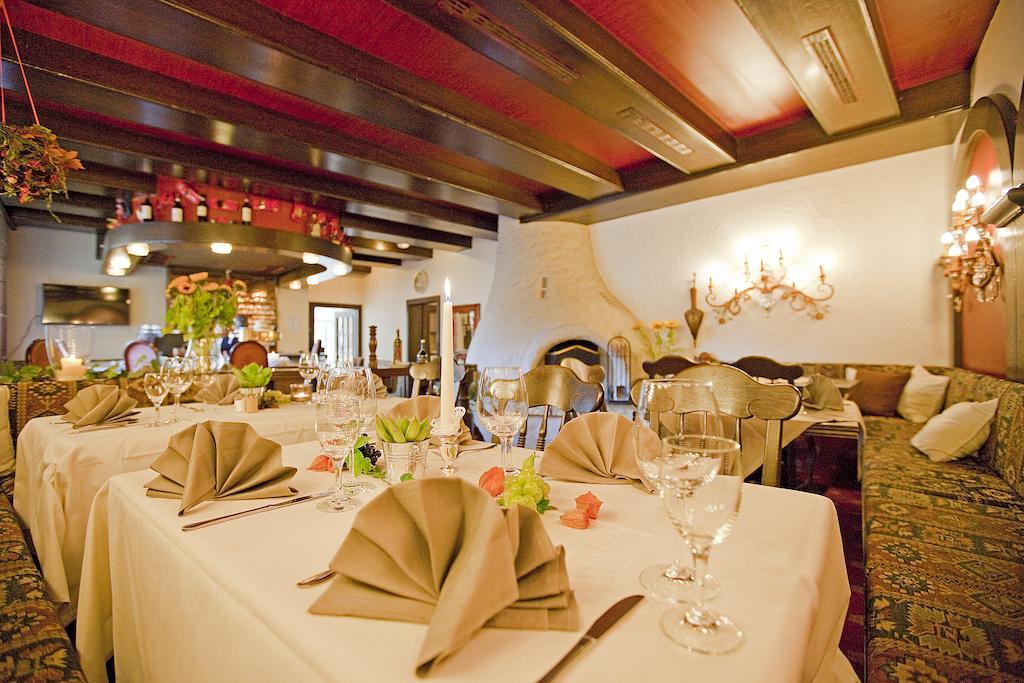 Hotel Krone Ohg Gerlingen Ngoại thất bức ảnh