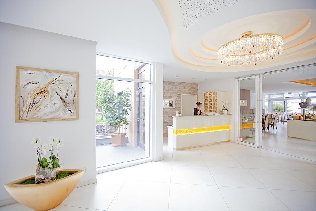 Hotel Krone Ohg Gerlingen Ngoại thất bức ảnh